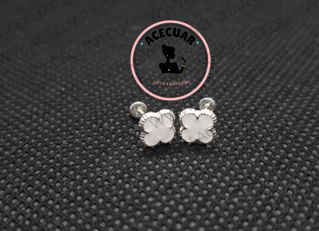 Aretes trebol