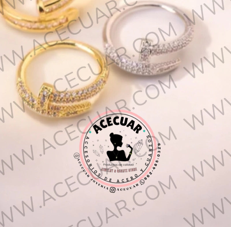 Clavo anillo
