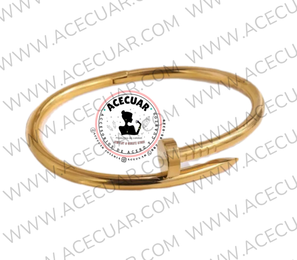 Clavo pulsera
